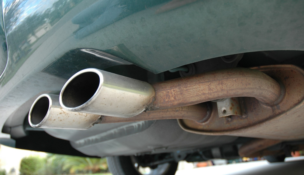 Типи вихлопного диму car-smoke-types-explanation0.png