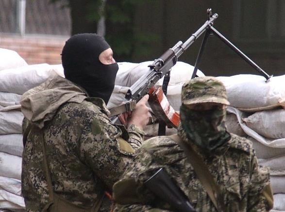 Украинская армия штурмует Славянск: видеоподборка Украинская армия штурмует Славянск: видеоподборка