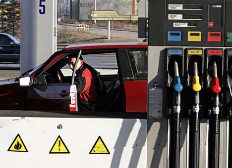 Средняя цена бензина на украинских АЗС подскочила еще на 1,5 гривни за литр Средняя цена бензина на украинских АЗС подскочила еще на 1,5 гривни за литр