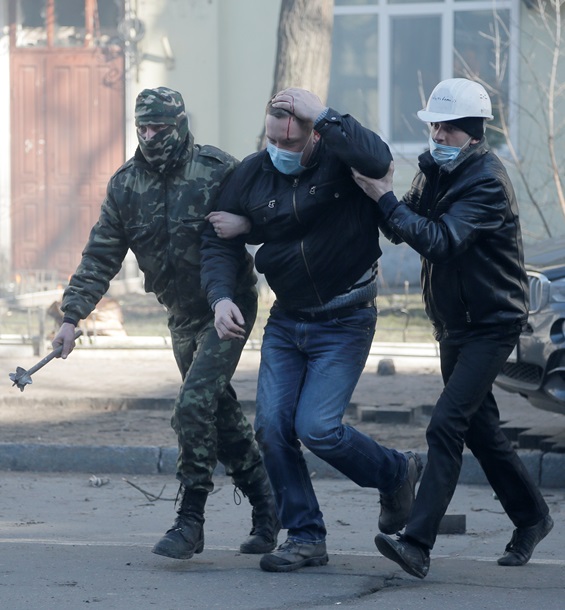 Пострадавшие и раненные митингующие Пострадавшие и раненные митингующие