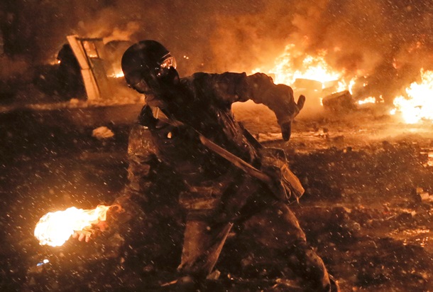 Пятый день противостояния на Грушевского. Фото-видерепортажи 23 января Пятый день противостояния на Грушевского. Фото-видерепортажи 23 января