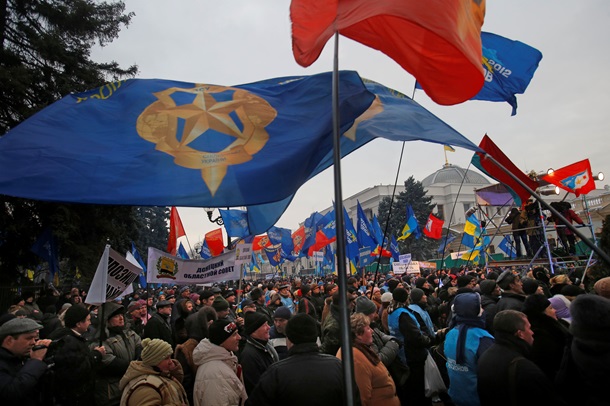 Азаров на Европейской площади. Фоторепортаж с митинга ПР в Киеве