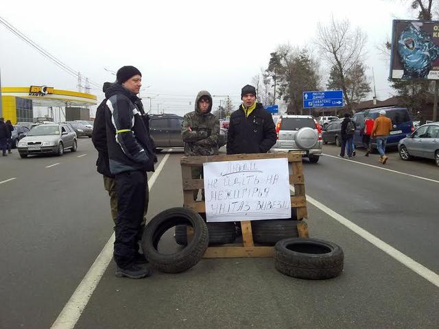 Роскошь Межигорья Януковича: яхты, элитные авто, портрет из золота, зоопарк и гольф поле. ФОТОрепортаж+ВИДЕО Роскошь Межигорья Януковича: яхты, элитные авто, портрет из золота, зоопарк и
гольф поле. ФОТОрепортаж+ВИДЕО