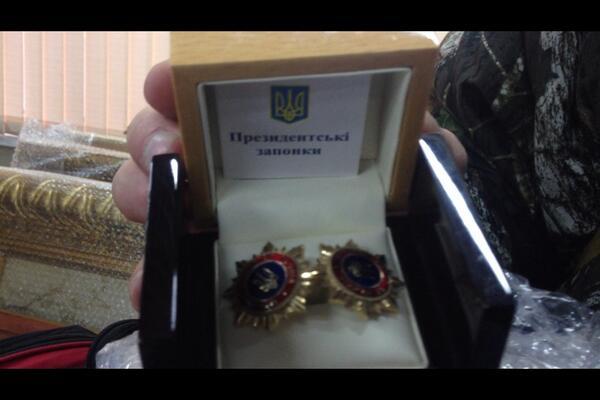 Роскошь Межигорья Януковича: яхты, элитные авто, портрет из золота, зоопарк и гольф поле. ФОТОрепортаж+ВИДЕО Роскошь Межигорья Януковича: яхты, элитные авто, портрет из золота, зоопарк и гольф поле. ФОТОрепортаж+ВИДЕО