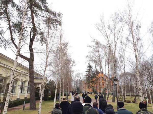 Роскошь Межигорья Януковича: яхты, элитные авто, портрет из золота, зоопарк и гольф поле. ФОТОрепортаж+ВИДЕО Роскошь Межигорья Януковича: яхты, элитные авто, портрет из золота, зоопарк и гольф поле. ФОТОрепортаж+ВИДЕО