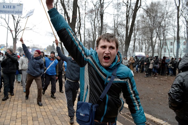 Все ради бюджета. ФотоРепортаж с митинга сторонников Партии регионов под Радой Все ради бюджета. ФотоРепортаж с митинга сторонников Партии регионов под Радой