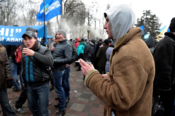 Все ради бюджета. ФотоРепортаж с митинга сторонников Партии регионов под Радой Все ради бюджета. ФотоРепортаж с митинга сторонников Партии регионов под Радой