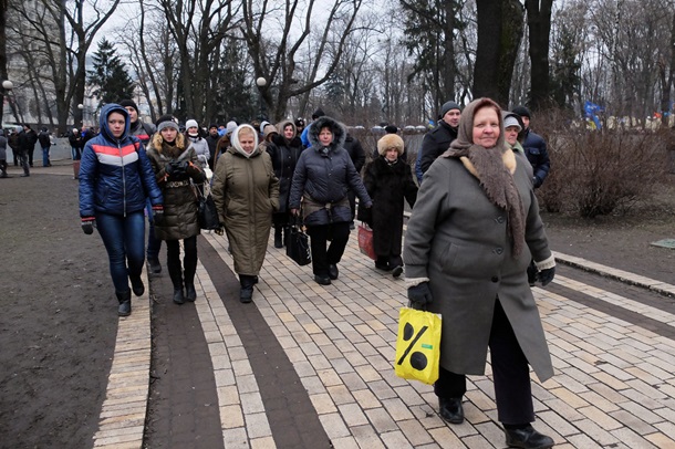 Все ради бюджета. ФотоРепортаж с митинга сторонников Партии регионов под Радой Все ради бюджета. ФотоРепортаж с митинга сторонников Партии регионов под Радой