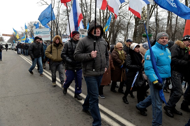 Все ради бюджета. ФотоРепортаж с митинга сторонников Партии регионов под Радой Все ради бюджета. ФотоРепортаж с митинга сторонников Партии регионов под Радой