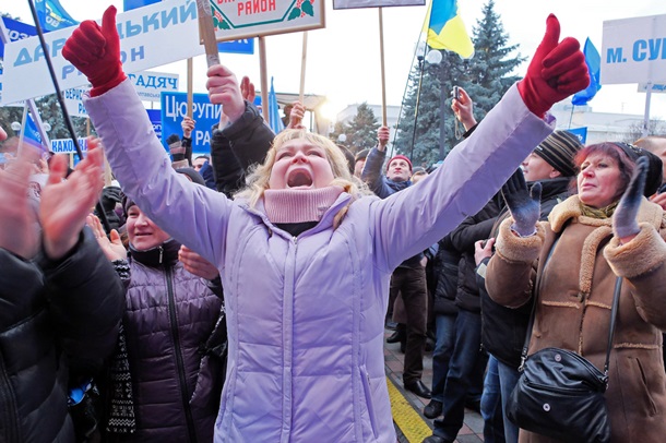 Все ради бюджета. ФотоРепортаж с митинга сторонников Партии регионов под Радой Все ради бюджета. ФотоРепортаж с митинга сторонников Партии регионов под Радой