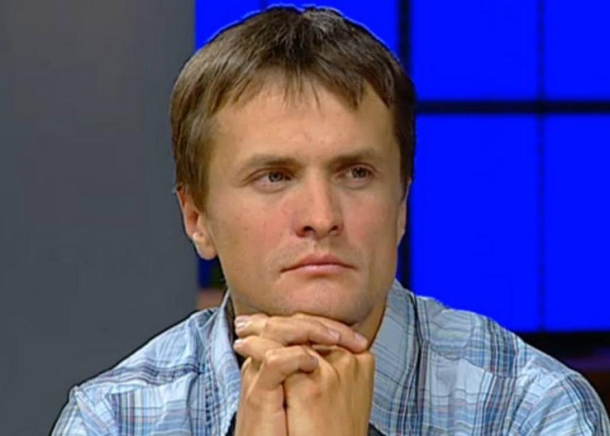 Возле Александровской больницы в центре Киева похищен бандитами активист Евромайдана Игорь Луценко Возле Александровской больницы в центре Киева похищен бандитами активист Евромайдана Игорь Луценко
