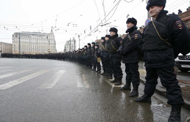 В марше памяти Бориса Немцова в Москве приняли участие более 50 тысяч человек. ФОТОрепортаж В марше памяти Бориса Немцова в Москве приняли участие более 50 тысяч человек. ФОТОрепортаж