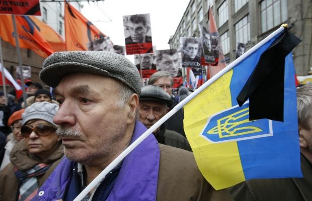В марше памяти Бориса Немцова в Москве приняли участие более 50 тысяч человек. ФОТОрепортаж В марше памяти Бориса Немцова в Москве приняли участие более 50 тысяч человек. ФОТОрепортаж