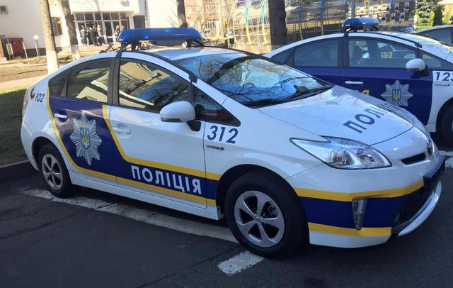 МВД подготовило первые образцы маркировки автомобилей для новой патрульной службы. ФОТО МВД подготовило первые образцы маркировки автомобилей для новой патрульной службы. ФОТО