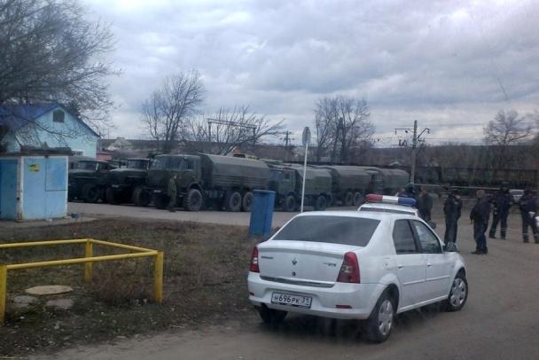 Россия окружила Украину с трех сторон. У границы 100 тысяч военных и более 500 танков. КАРТА+ФОТО Россия окружила Украину с трех сторон. У границы 100 тысяч военных и более 500 танков. КАРТА+ФОТО
