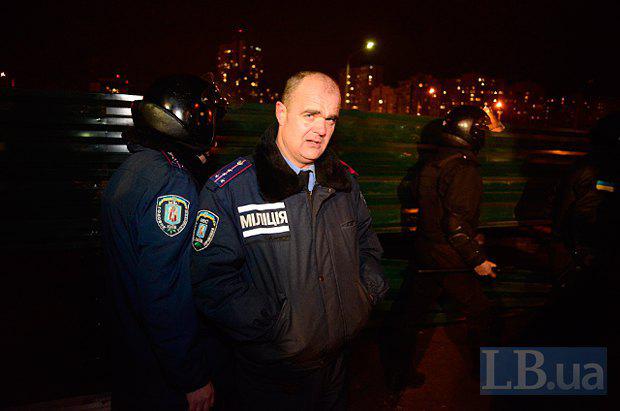 На скандальной стройке в Киеве милиция избила активистов и местных жителей. ФОТОрепортаж+ВИДЕО На скандальной стройке в Киеве милиция избила активистов и местных жителей. ФОТОрепортаж+ВИДЕО