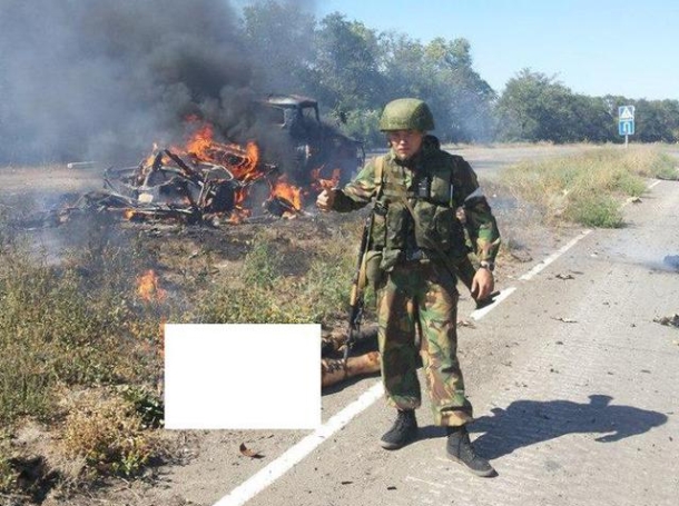 На фоне искалеченных тел украинских воинов фотографировался Алексей Мильчаков - маньяк-фашист из Петербурга. ФОТОрепортаж На фоне искалеченных тел украинских воинов фотографировался Алексей Мильчаков - маньяк-фашист из Петербурга. ФОТОрепортаж