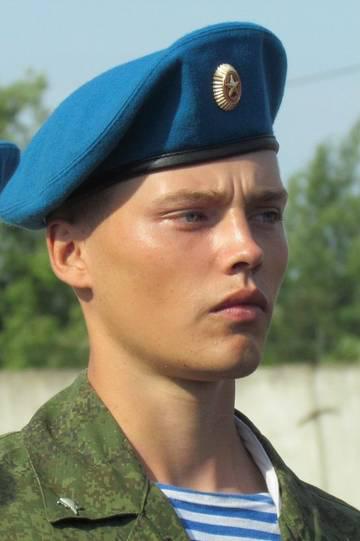 На фоне искалеченных тел украинских воинов фотографировался Алексей Мильчаков - маньяк-фашист из Петербурга. ФОТОрепортаж На фоне искалеченных тел украинских воинов фотографировался Алексей Мильчаков - маньяк-фашист из Петербурга. ФОТОрепортаж