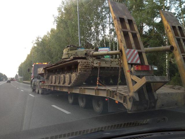 Россия самолетами и поездами отправляет террористам танки для войны на Донбассе. ФОТОрепортаж+ВИДЕО Россия самолетами и поездами отправляет террористам танки для войны на Донбассе. ФОТОрепортаж+ВИДЕО