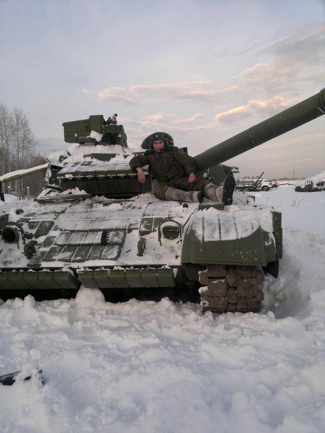 Россия самолетами и поездами отправляет террористам танки для войны на Донбассе. ФОТОрепортаж+ВИДЕО Россия самолетами и поездами отправляет террористам танки для войны на Донбассе. ФОТОрепортаж+ВИДЕО