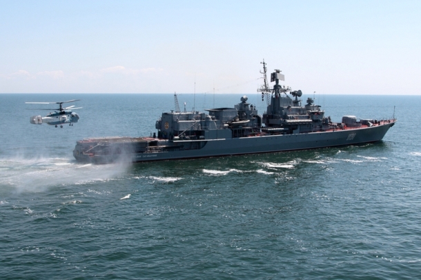 Флагман ВМС Украины Сагайдачный вернулся в Черное море во главе авианосной группы ВМС США Флагман ВМС Украины Сагайдачный вернулся в Черное море во главе авианосной группы ВМС США