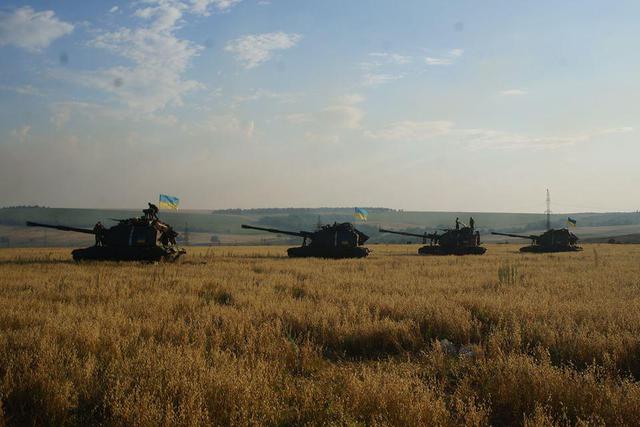Украинские воины на поле боя, - ФОТОрепортаж из эпицентра АТО Украинские воины на поле боя, - ФОТОрепортаж из эпицентра АТО
