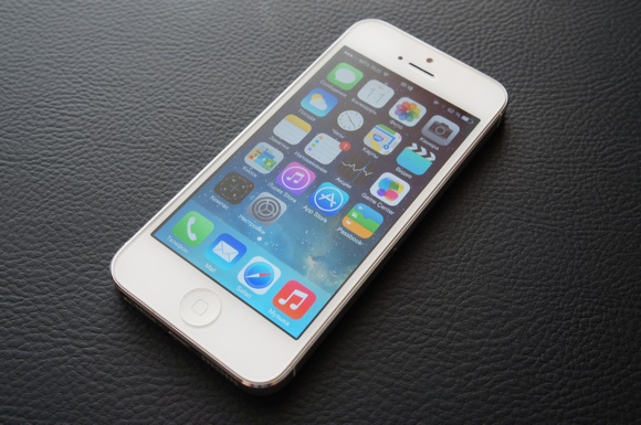 Масштабный обзор iOS 7 Масштабный обзор iOS 7