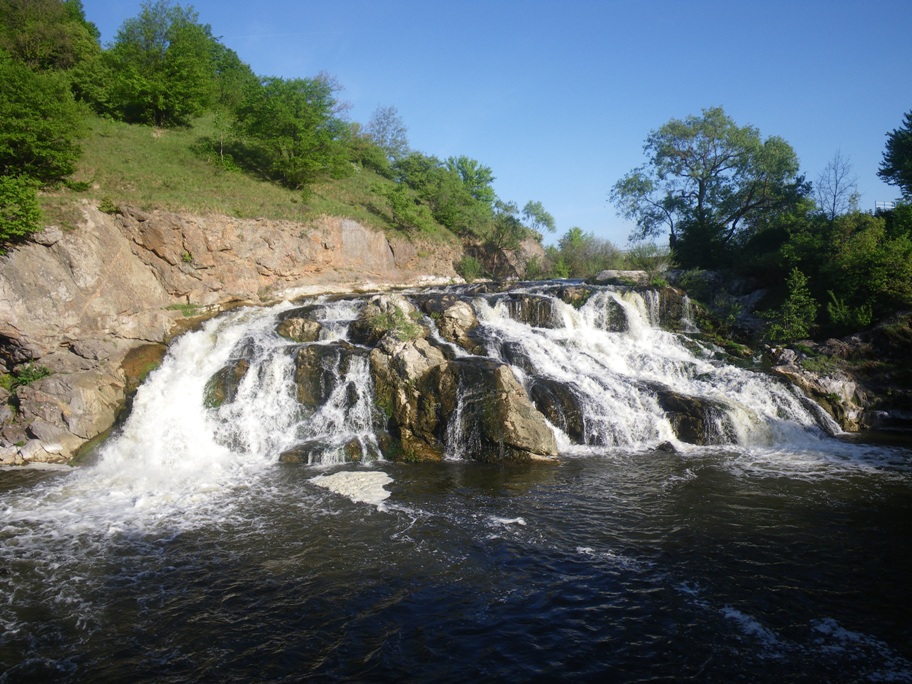 Водопад Вчелька - Все водопады Украины: 40+ красивейших водопадов Украины (фото) Водопад Вчелька - ТОП водопадов Украины